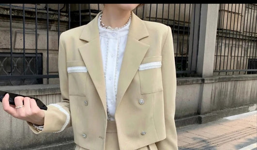 Traje Ejecutivo Rejuvenecedor para Mujer - Camisa y Falda de Temperamento - Image 4