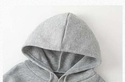Suéter Gris Puro para Niño - Comodidad y Estilo - Image 7