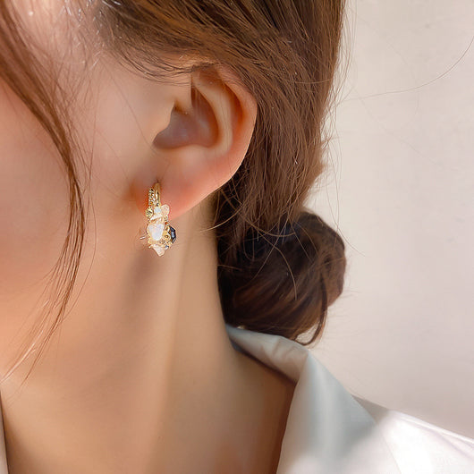 Aretes de Flor Verde con Baño de Oro y Aguja de Plata 925 - Image 9