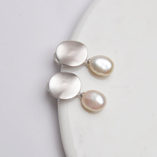 Aretes de Perlas de Agua Dulce en Plata