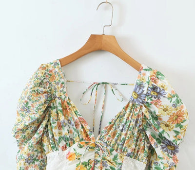Vestido de Resort con Encaje Estampado y Espalda Abierta - Image 5