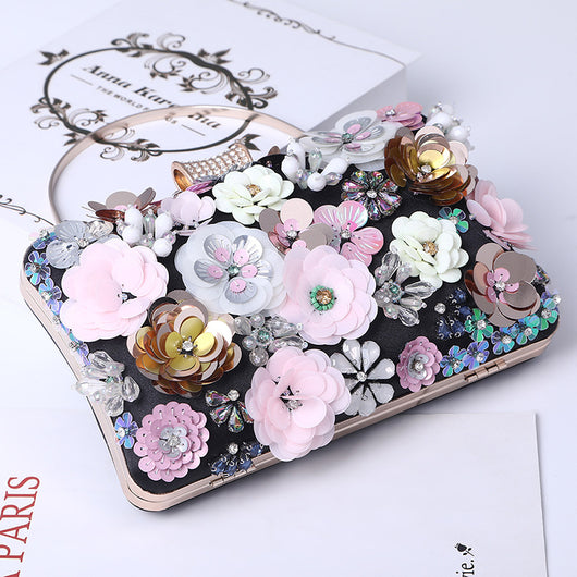 Bolso Elegante para Mujer con Bordado Floral Artesanal - Image 9