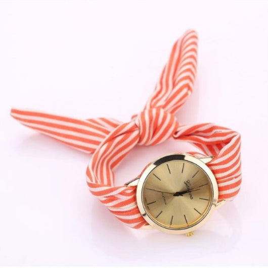 Reloj de Pulsera con Banda Floral sin Hebilla - Diseño Moderno y Versátil - Image 9