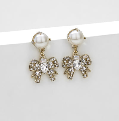 Aretes Vintage de Perla con Moño - Elegancia Premium - Image 3