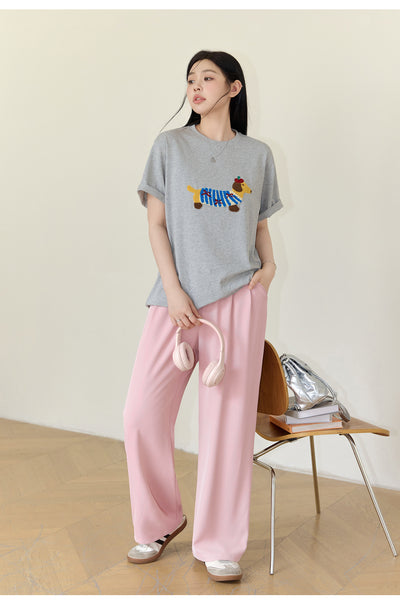 Camiseta Suelta Talla Plus con Estampado de Perro Salchicha - Image 14