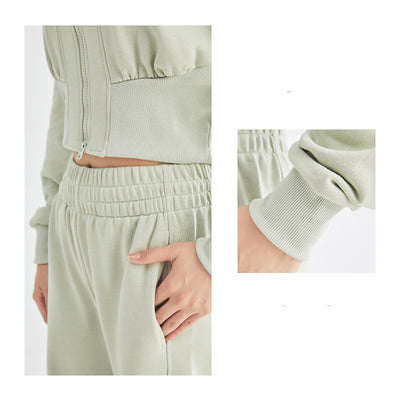 Conjunto Deportivo de Dos Piezas con Sudadera y Chaqueta - Image 11