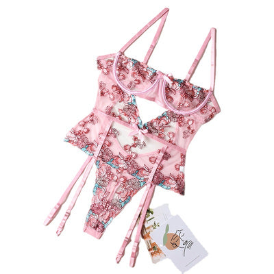 Traje de Baño Entallado con Bordados y Escote Halter - Image 9