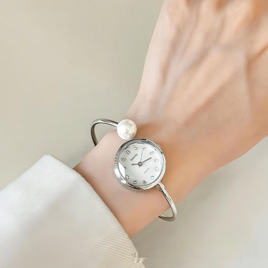 Reloj Pulsera de Perlas para Mujer - Diseño Elegante y Minimalista