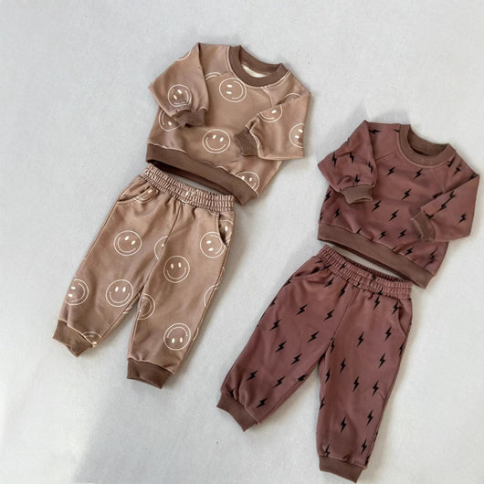 Conjunto de Sudadera Infantil Estilo Nórdico con Estampado - Image 3