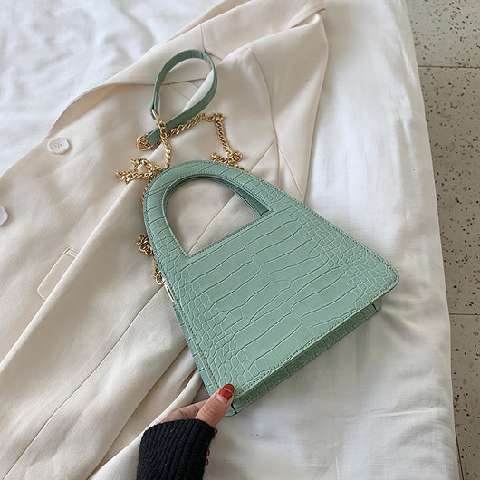 Bolso Bandolera con Cadena - Image 18