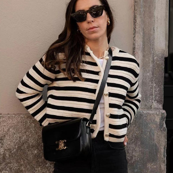 Cardigan Tejido Clásico con Cierre de Hebilla - Abrigo Corto Elegante