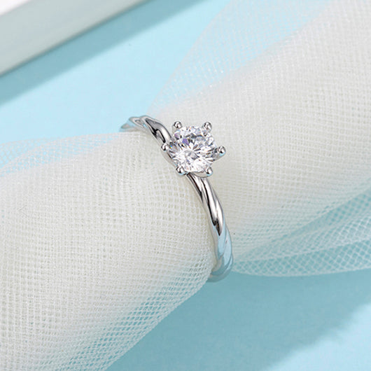 Anillo de Moissanita de 0.5 Quilates con Diseño Clásico de Seis Puntas - Image 10