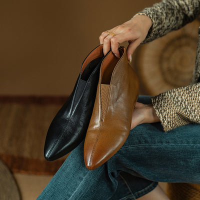 Botines Retro de Cuero con Tacón Bajo y Cierre Trasero - Image 3