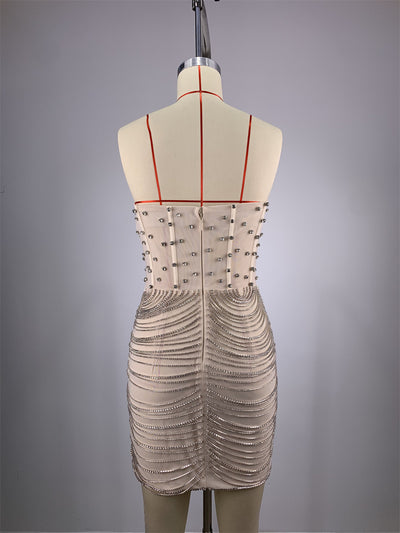 Vestido Mini Ajustado con Hombros Descubiertos y Detalles de Diamantes - Image 9