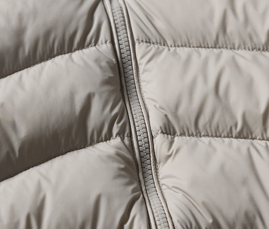 Chaqueta Acolchada con Capucha de Plumón de Pato Blanco - Image 16
