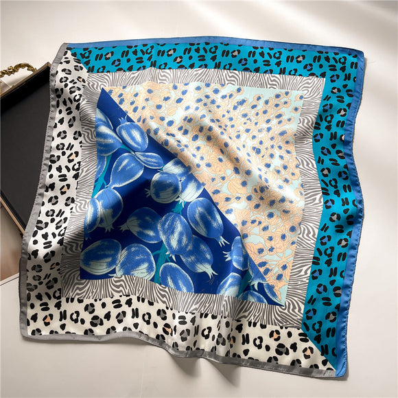 Pañuelo de Seda Artificial Estampado Leopardo con Bloques de Color Granate y Flores para Mujer