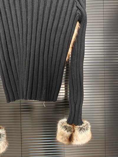 Suéter Slim Fit Ecológico con Patchwork de Lana y Detalles de Piel - Colección Invierno - Image 9