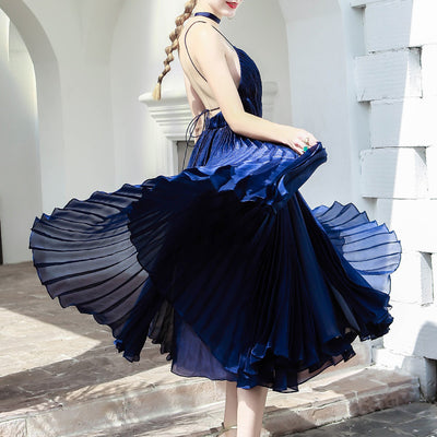 Vestido de Noche Escote en V Profundo con Halter - Image 5