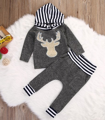 Conjunto Deportivo con Capucha y Diseño de Rayas Estampadas