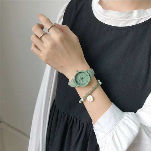 Reloj Verde Minimalista para Niña - Diseño Elegante y Funcional - Image 3