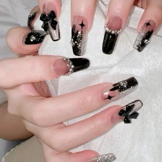 Uñas Postizas con Moño Negro - Diseño Elegante a Mano - Image 2