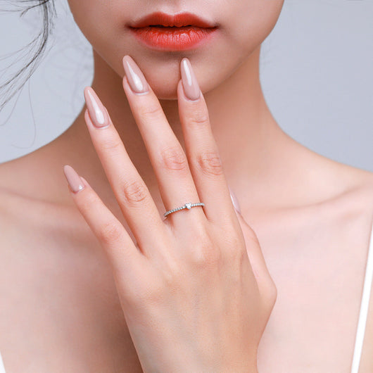 Anillo de Plata Esterlina S925 con Diamante Simulado en Forma de Corazón - Image 6