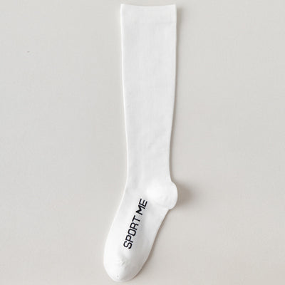 Calcetines de Compresión Deportiva para Mujer - Rendimiento Profesional - Image 12
