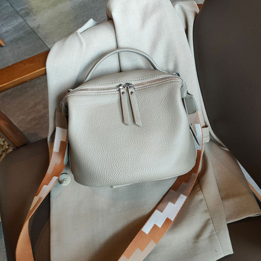 Bolso Bandolera de Cuero Suave con Asa Simple - Image 7