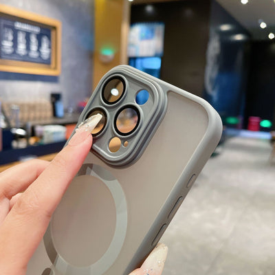 Funda Magnética con Agujeros Finos para Móvil - Protección Sensible y Elegante - Image 30