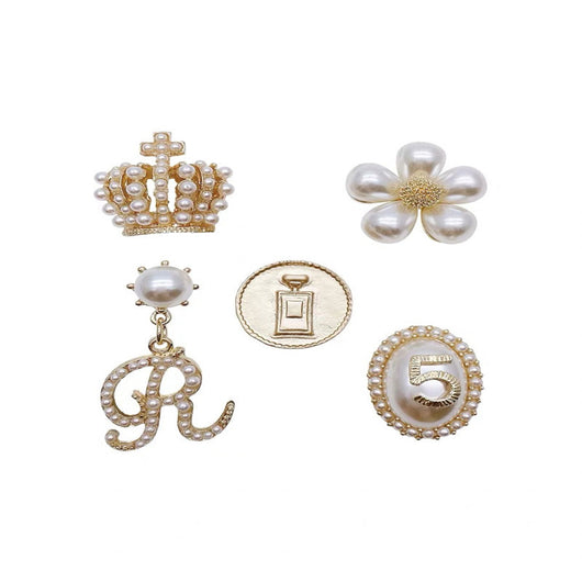 Broche Floral con Perla y Moño Metálico - Image 10