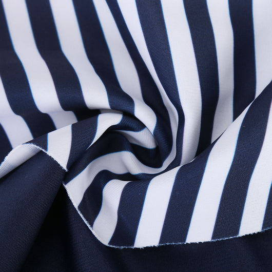 Traje de Baño Deportivo para Mujer con Diseño de Rayas y Corte Moderno - Image 14