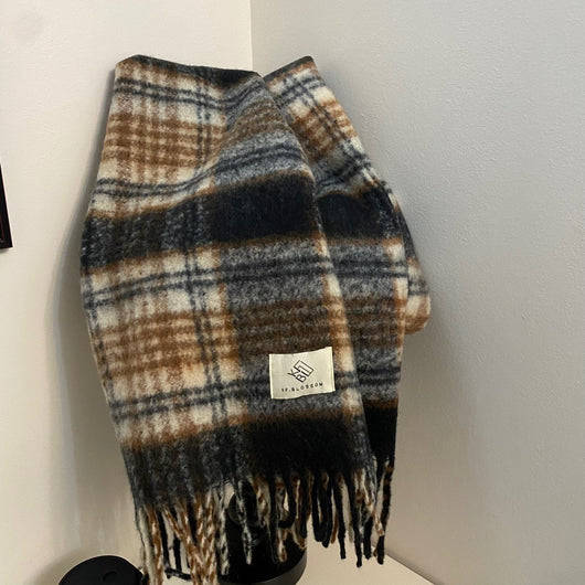 Cuello Térmico Largo de Mohair con Diseño de Cuadrícula Arcoíris para Mujer - Image 16