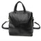 Mochila Negra de Cuero Universal Shiralee - Diseño Minimalista