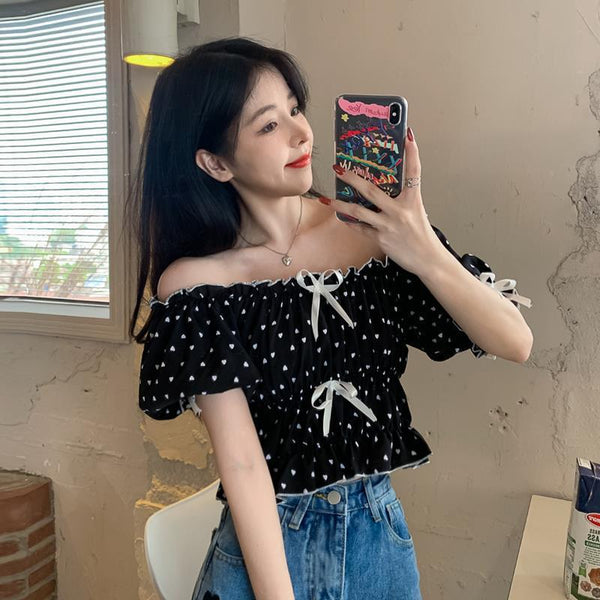 Blusa Romántica con Mangas Voluminosas y Lunares