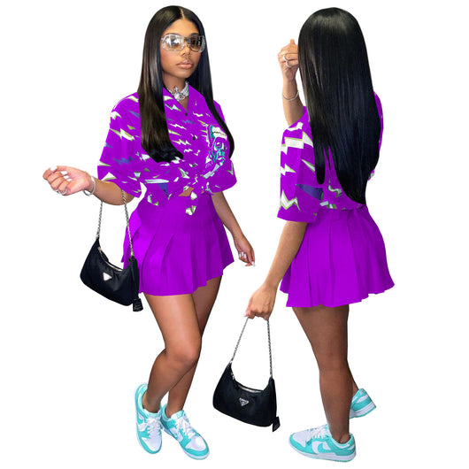 Blusa Suelta con Estampado Calavera y Falda Plisada - Image 13