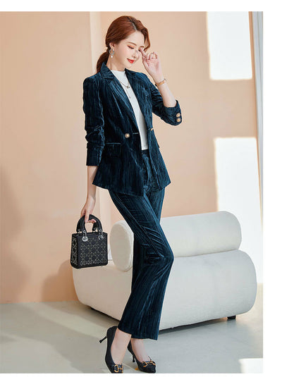Trajes Casuales de Corte Elegante y Estilo Contemporáneo - Image 16