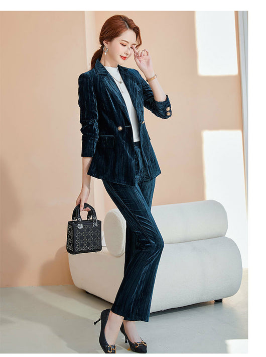 Trajes Casuales de Corte Elegante y Estilo Contemporáneo - Image 16