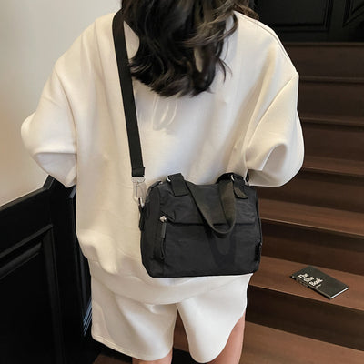 Bolso Bandolera Ligero de Gran Capacidad para Viajes y Trabajo - Image 7