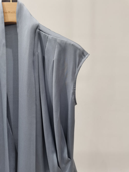 Blusa de Seda con Escote V y Cintura Ajustable - Diseño Tricolor - Image 5