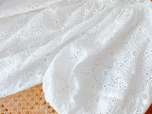 Blusa Blanca de Verano para Mujer Ejecutiva - Image 12