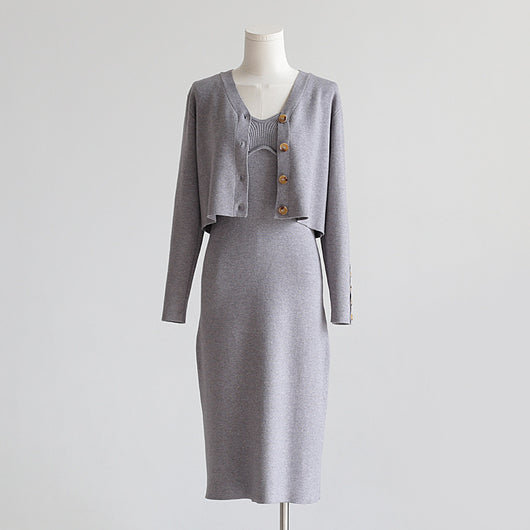 Conjunto Elegante: Cardigan Corto + Vestido Tejido con Tirantes - Image 29