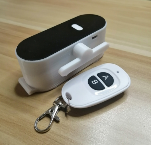 Control Remoto Inalámbrico con Interruptor y Pegatinas Gratis - Image 7