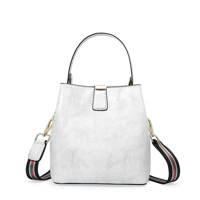 Bolsa de Cuero Encerado para Mujer - Bandolera Tipo Balde Portátil - Image 10