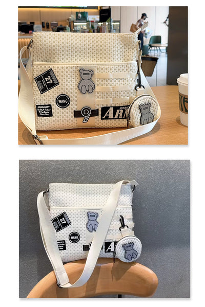Bolsa Crossbody de Malla con Parches de Gran Capacidad - Image 10