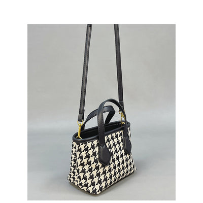 Bolsa Mensajera Houndstooth Asimétrica de Moda - Image 10