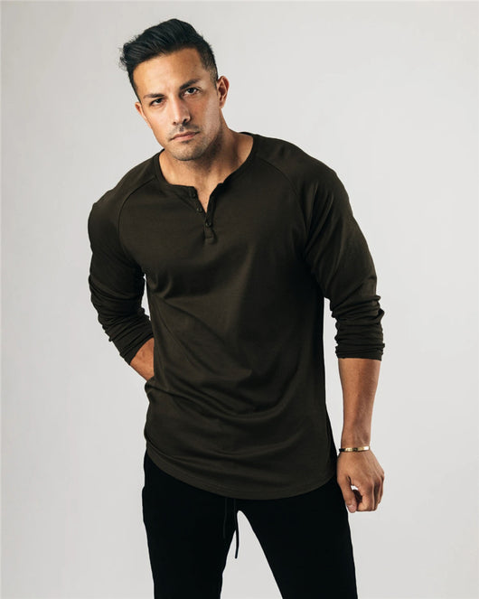 Playera Deportiva de Manga Larga con Botones - Image 6
