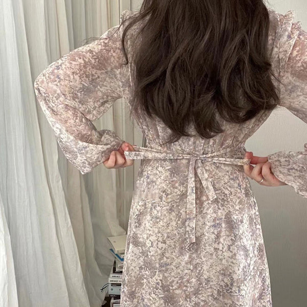 Vestido Largo Retro Floral con Cordones - Elegancia Vintage y Delicadeza