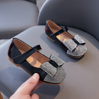Zapatos Planos para Niñas con Moño de Strass y Cuero Charolado - Image 6