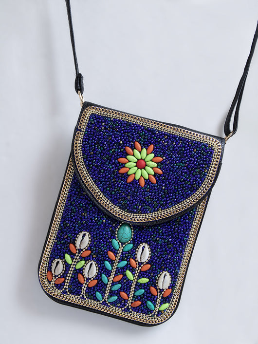 Bolsa Bohemia para Celular con Cuentas y Concha Marina - Image 10