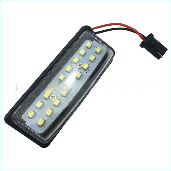 Luz LED para Placa de Matrícula - Diseño Moderno y Elegante